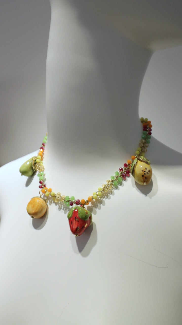 Collar corto de Frutas